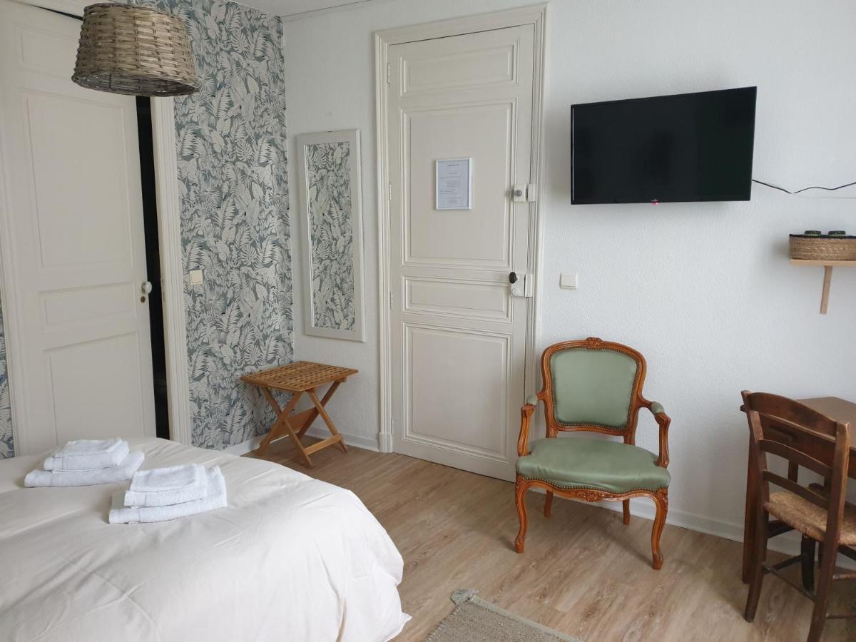 Chambres D'Hotes Et Gites- L'Abri Sous Roche Tautavel Exteriér fotografie