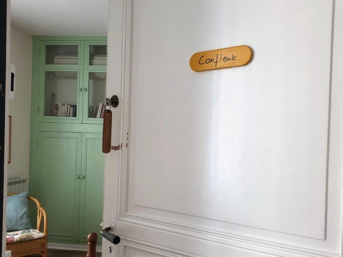 Chambres D'Hotes Et Gites- L'Abri Sous Roche Tautavel Exteriér fotografie