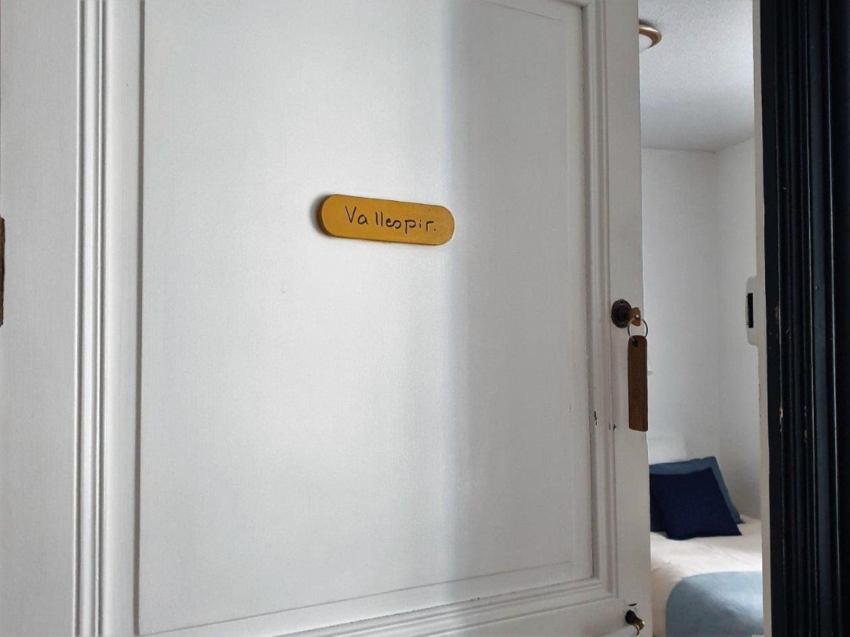 Chambres D'Hotes Et Gites- L'Abri Sous Roche Tautavel Exteriér fotografie
