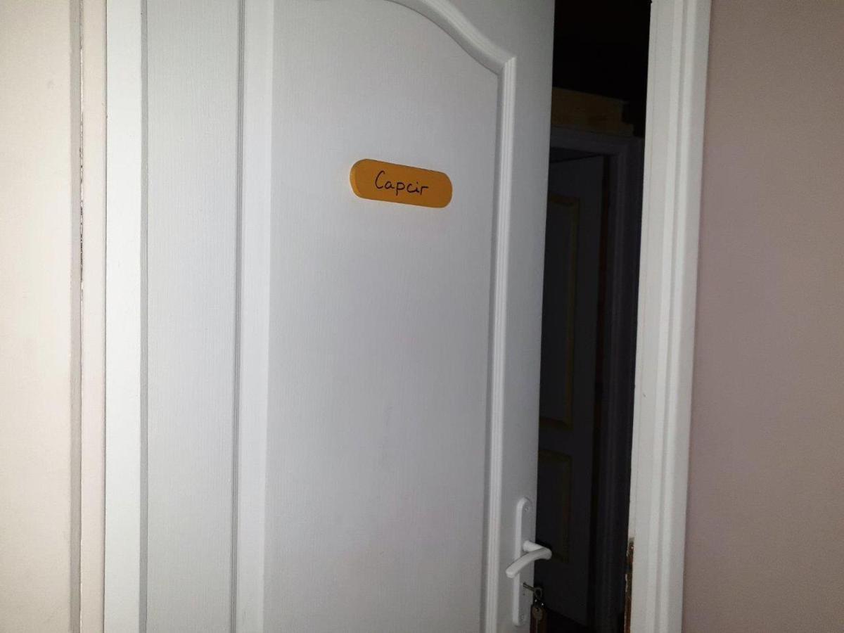 Chambres D'Hotes Et Gites- L'Abri Sous Roche Tautavel Exteriér fotografie