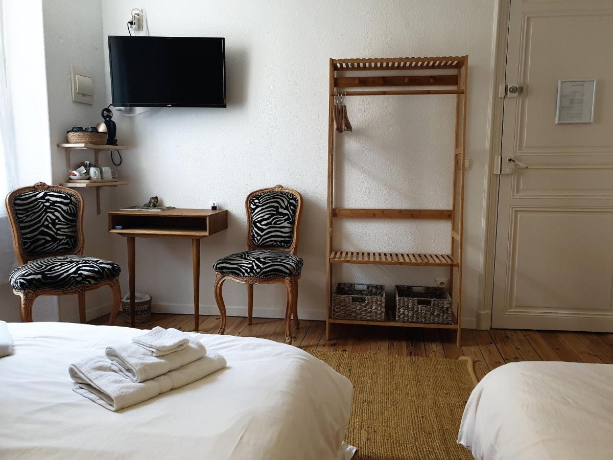 Chambres D'Hotes Et Gites- L'Abri Sous Roche Tautavel Exteriér fotografie