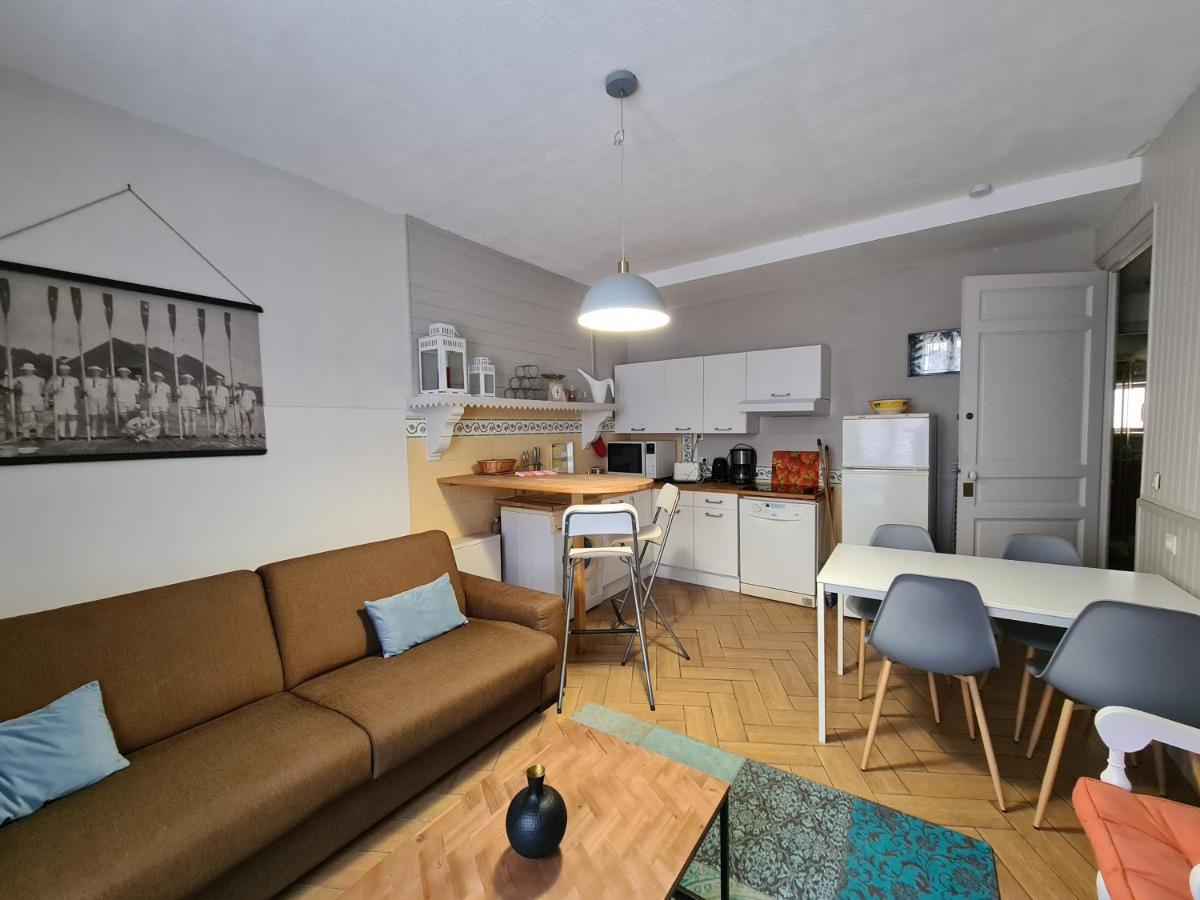 Chambres D'Hotes Et Gites- L'Abri Sous Roche Tautavel Exteriér fotografie