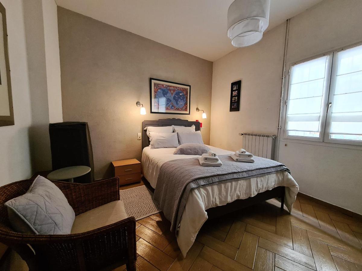 Chambres D'Hotes Et Gites- L'Abri Sous Roche Tautavel Exteriér fotografie